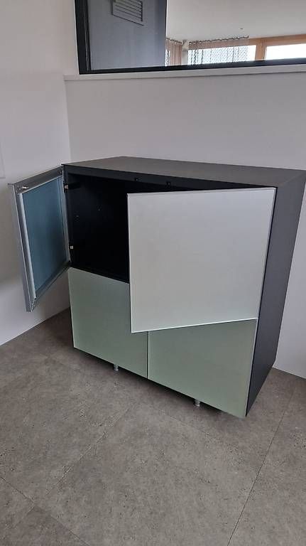 Armadi: Highboard – Usato da Weinfelden venduto da Imjatse 1