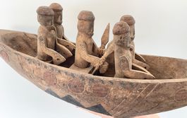 seltenes altes Boot + 5 Figuren Kamerun Länge 49 Höhe 18 cm