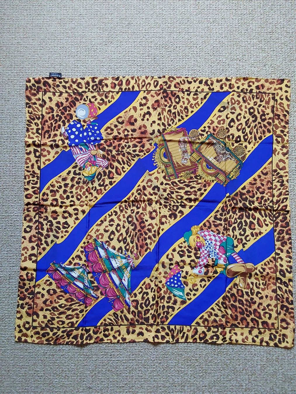 Foulard & Sciarpe:  CHRIS ARNOLD.Foulard 100%  Seide 90x90cm. – Usato da Steinach venduto da Chilli1957 7