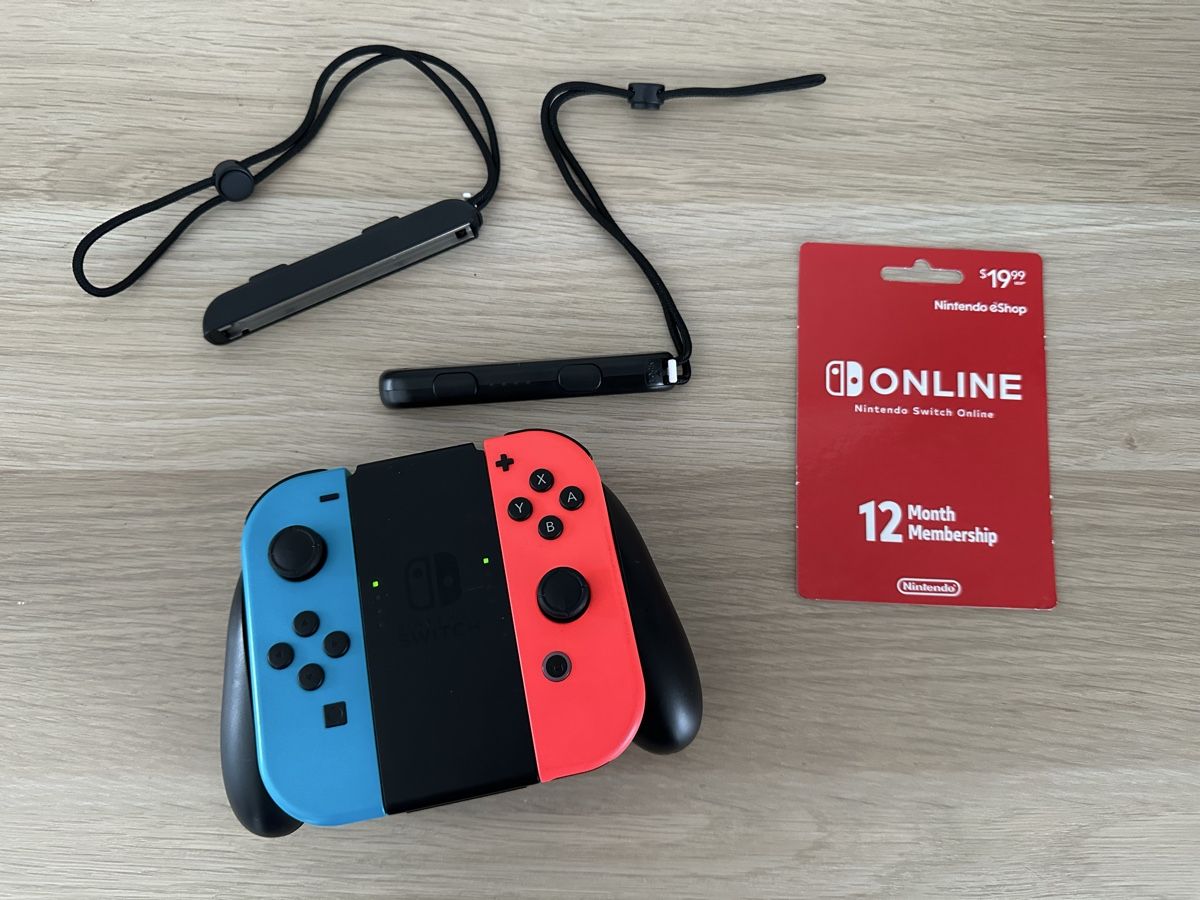 Nintendo Console: Nintendo Switch V2 12 Monate Online Membership bundle – Usato da Bättwil venduto da Samuel_Wyss 7