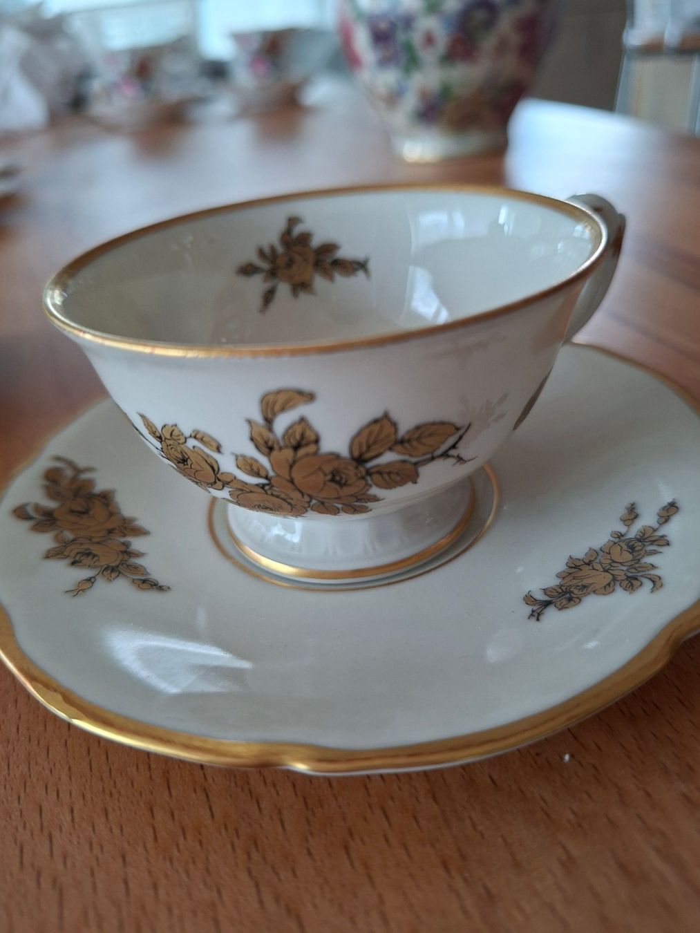 Set di piatti: Set vaisselle thé Langenthal Suisse – Usato da reconvilier venduto da Purple0 4