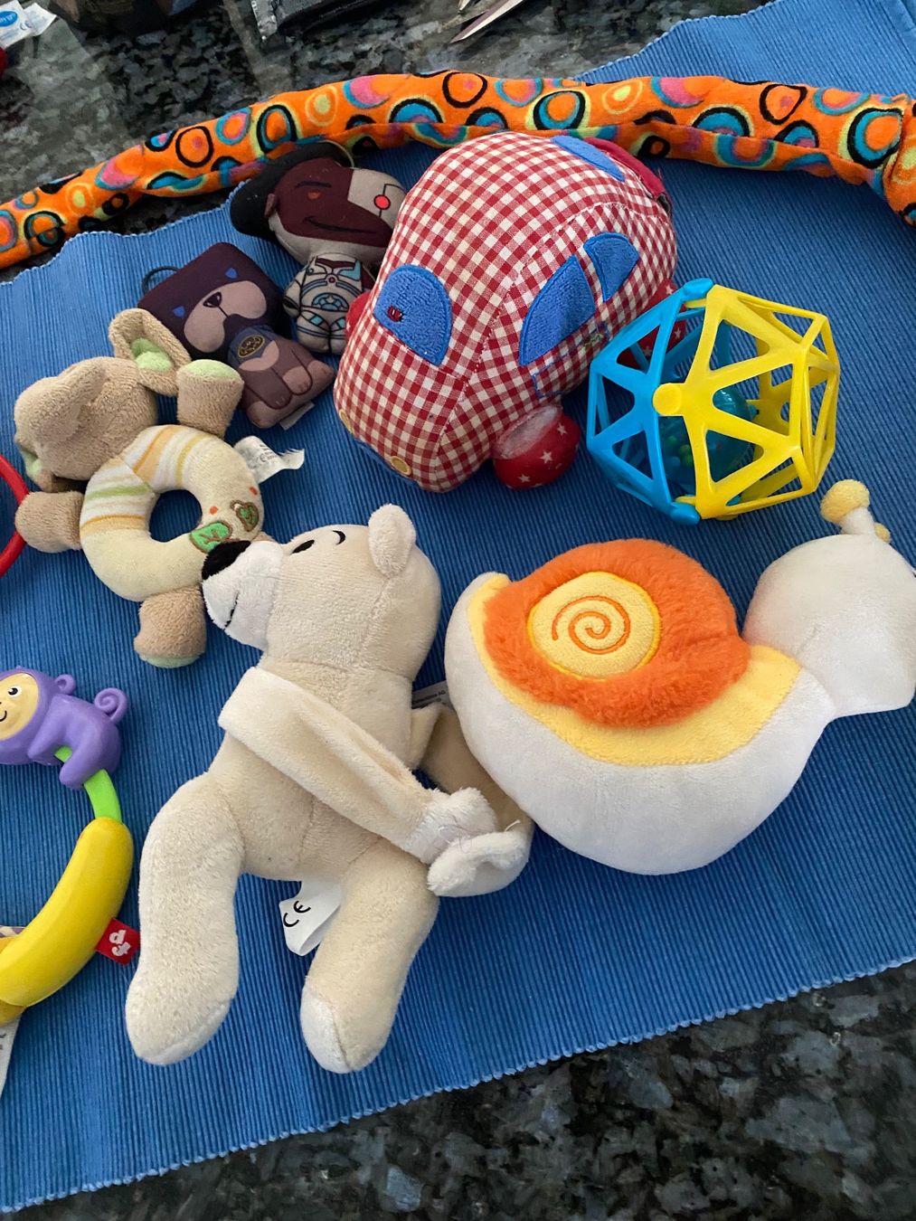 Jouets: Diverses Baby - Spielzeug – D'occasion à Allenwinden par Obalu 1