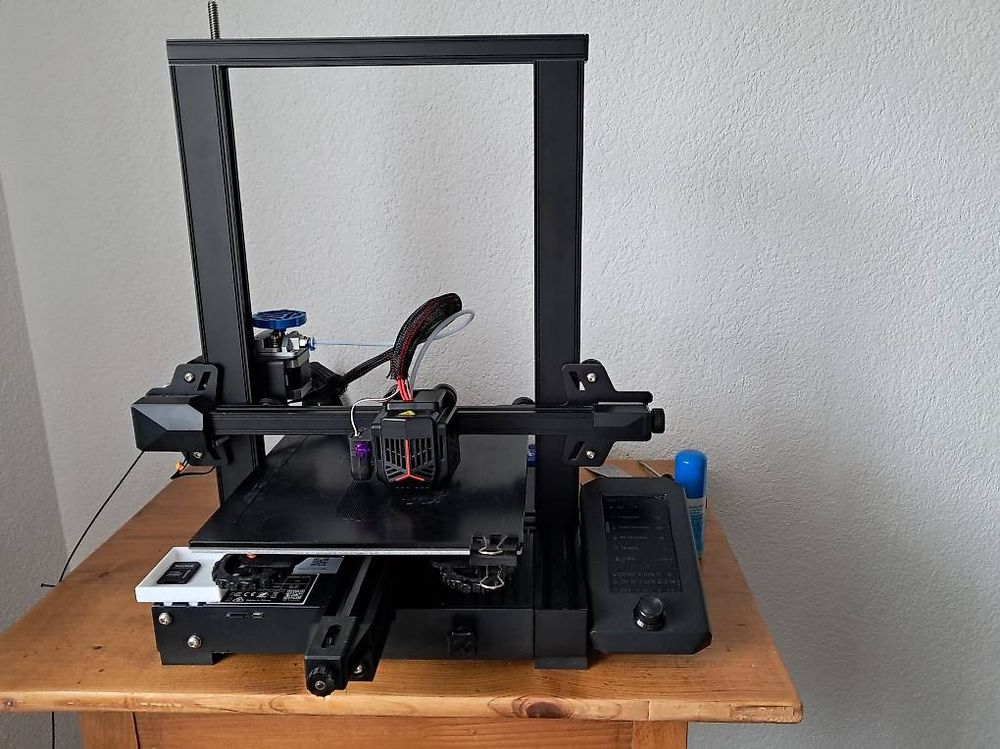 Imprimante 3D: Creality Ender 3 V2 3D Drucker – D'occasion à Lyss par nopay