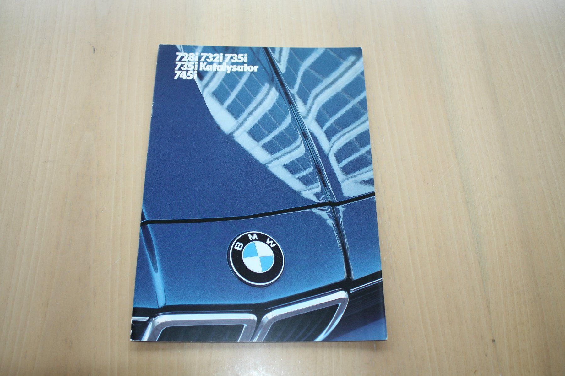 BMW Documenti: BMW 7er Prospekt E23 1986 – Usato da Wikon venduto da erwin400