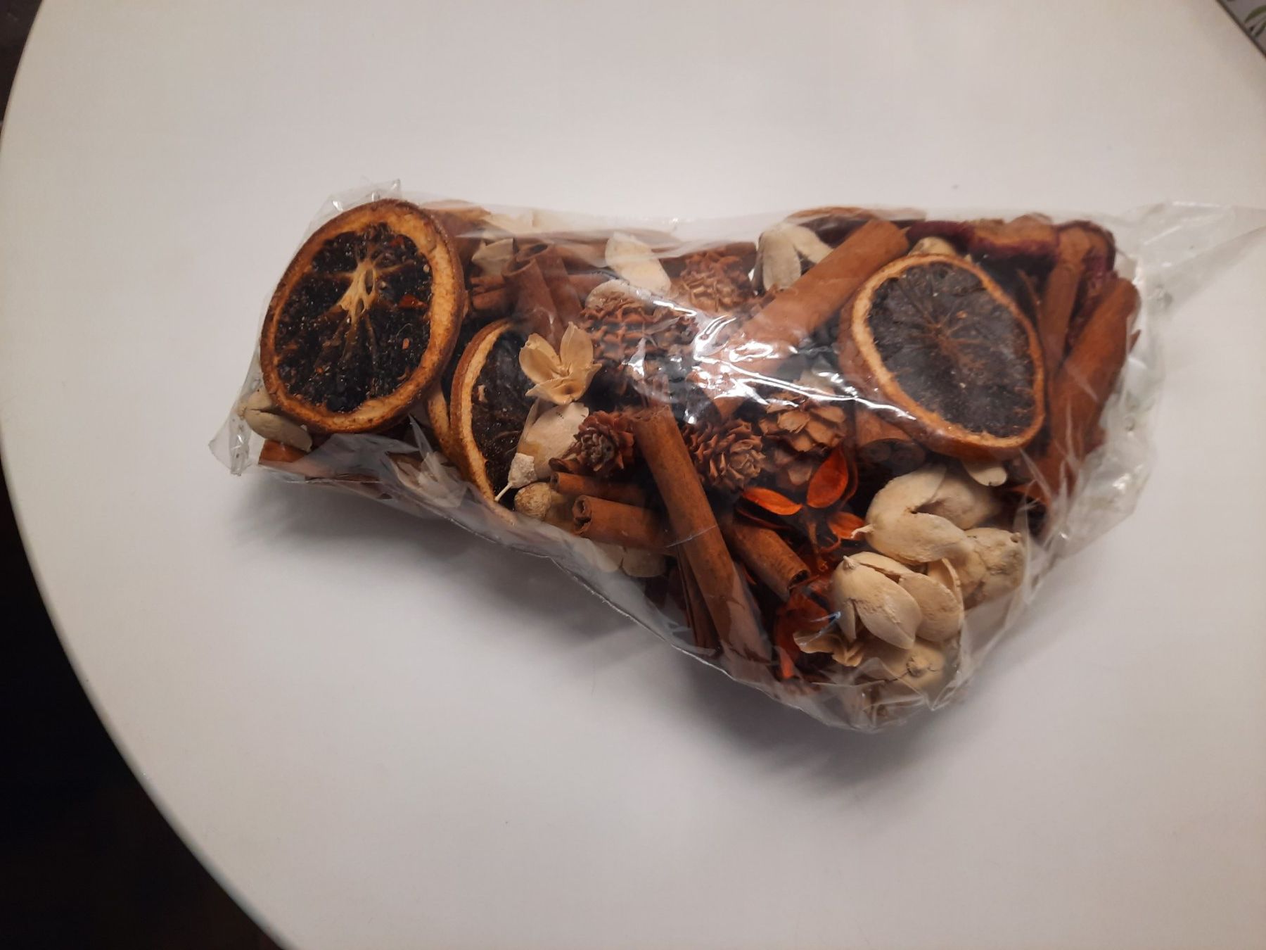Alle Dekorationen: Früchtemix Dekoration – Gebraucht aus Zürich von ONVA-RE-USE 3