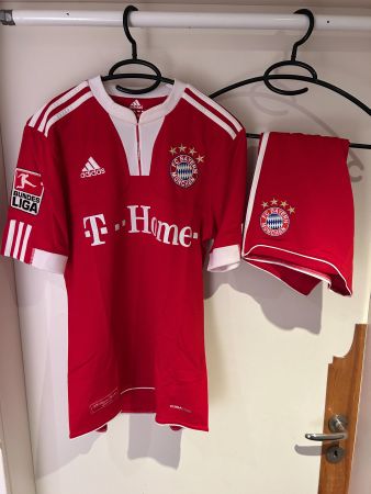 Adidas FC Bayern München Trikot 2009/10 Grösse S Van Bommel
