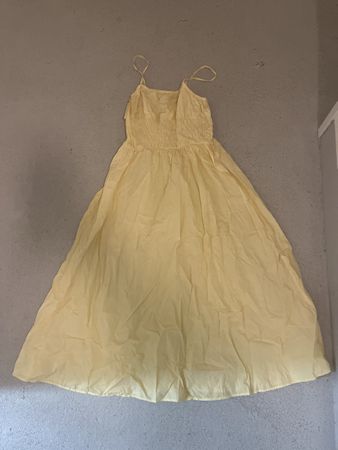 Sommerliches, gelbes Kleid, Gr. S - Ideal für den Sommer!