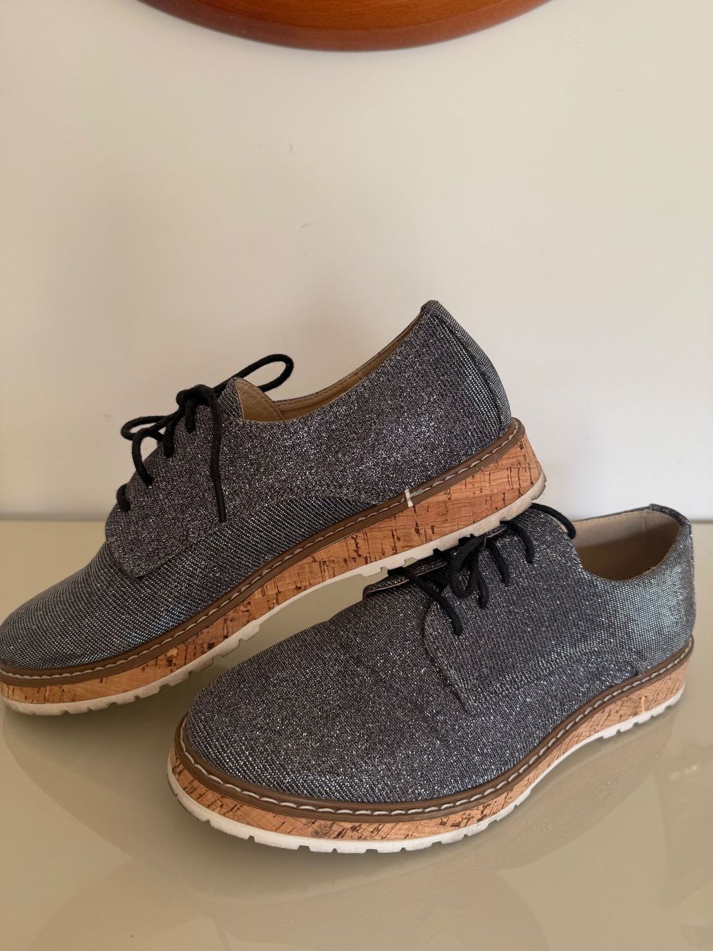 Scarpe da donna: ELEGANTE GLITZER SCHNÜRSCHUHE GR.40 – Usato da Steg im Tösstal venduto da goldlionfree 5