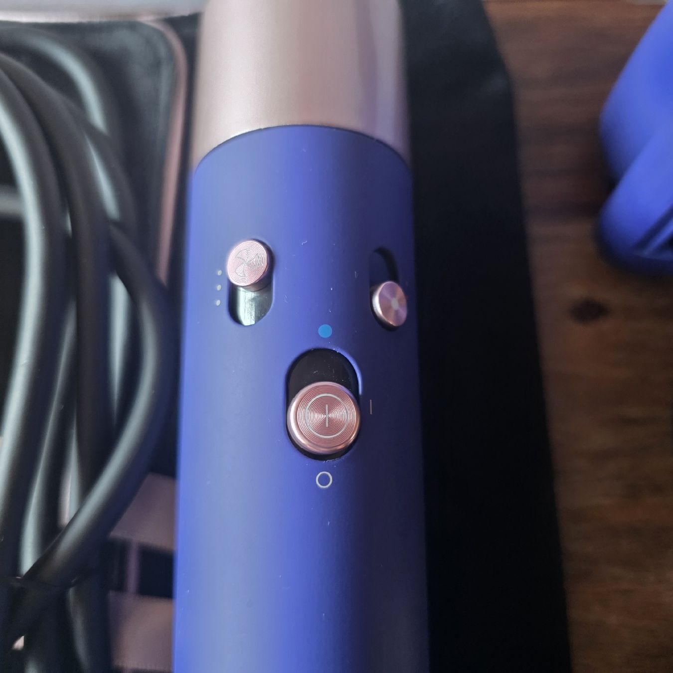 Dyson Sèche-cheveux: Dyson Airwrap complete long – D'occasion à Mettau par eli_k78v 3