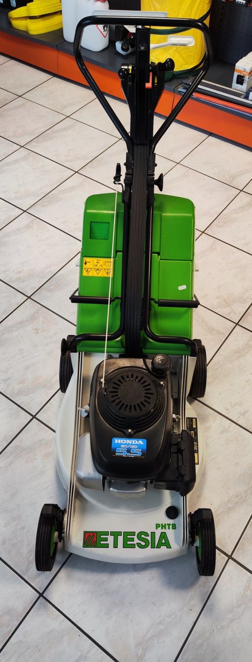 Tagliaerba: Tondeuse ETESIA PHTB46 – Nuovo (secondo la descrizione) da Courgenay venduto da styve1988