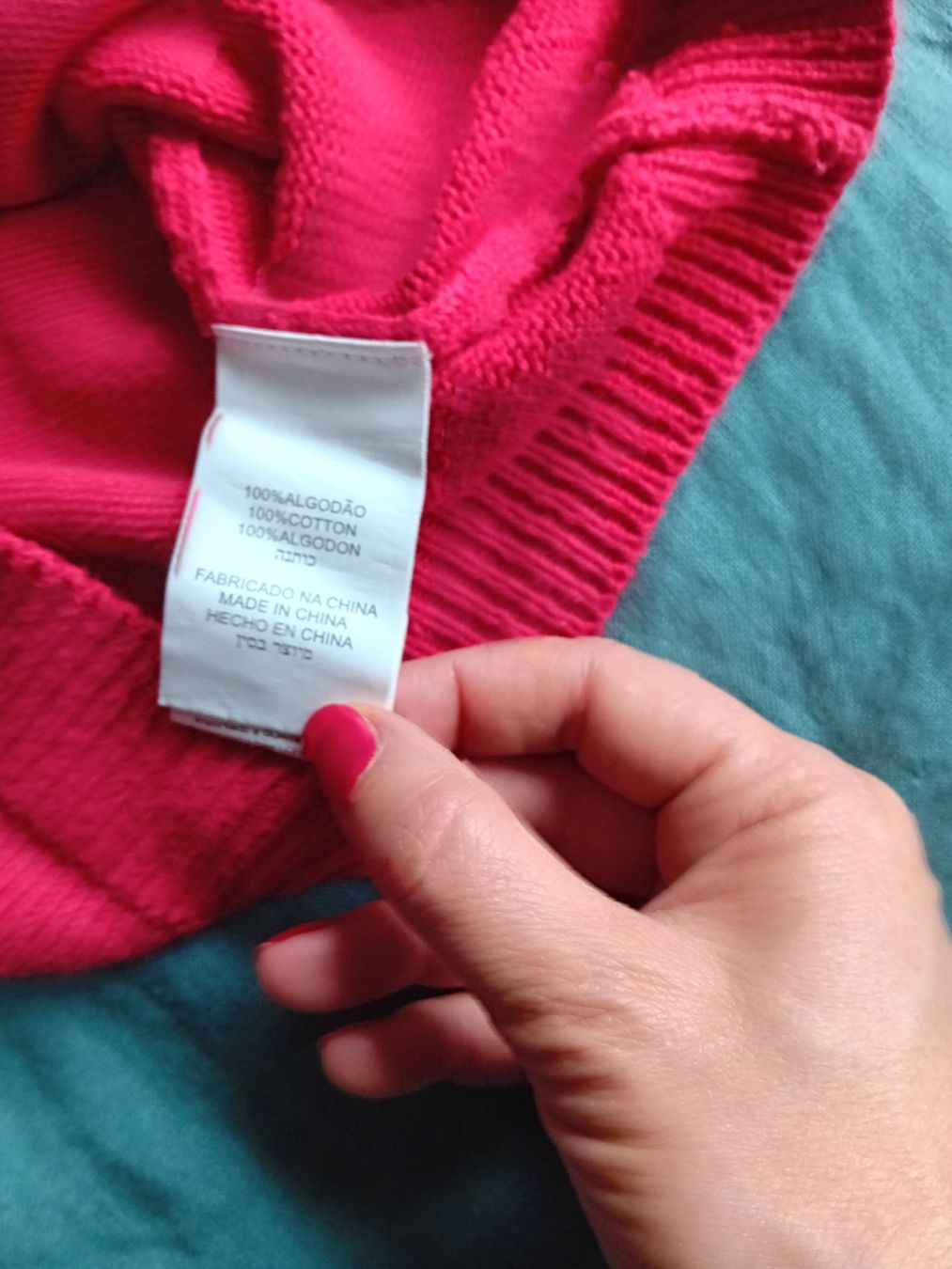 Maglioni & Felpe: Rote Strickjacke, 128 – Usato da Romanshorn venduto da milenva 2