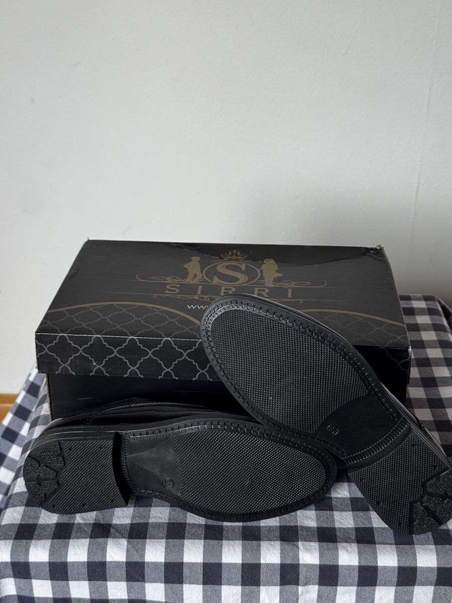 Chaussures garçon: Kinder Lackschuhe Grösse 31 – Neuf (Voir description) à Basel par spassbremse 1