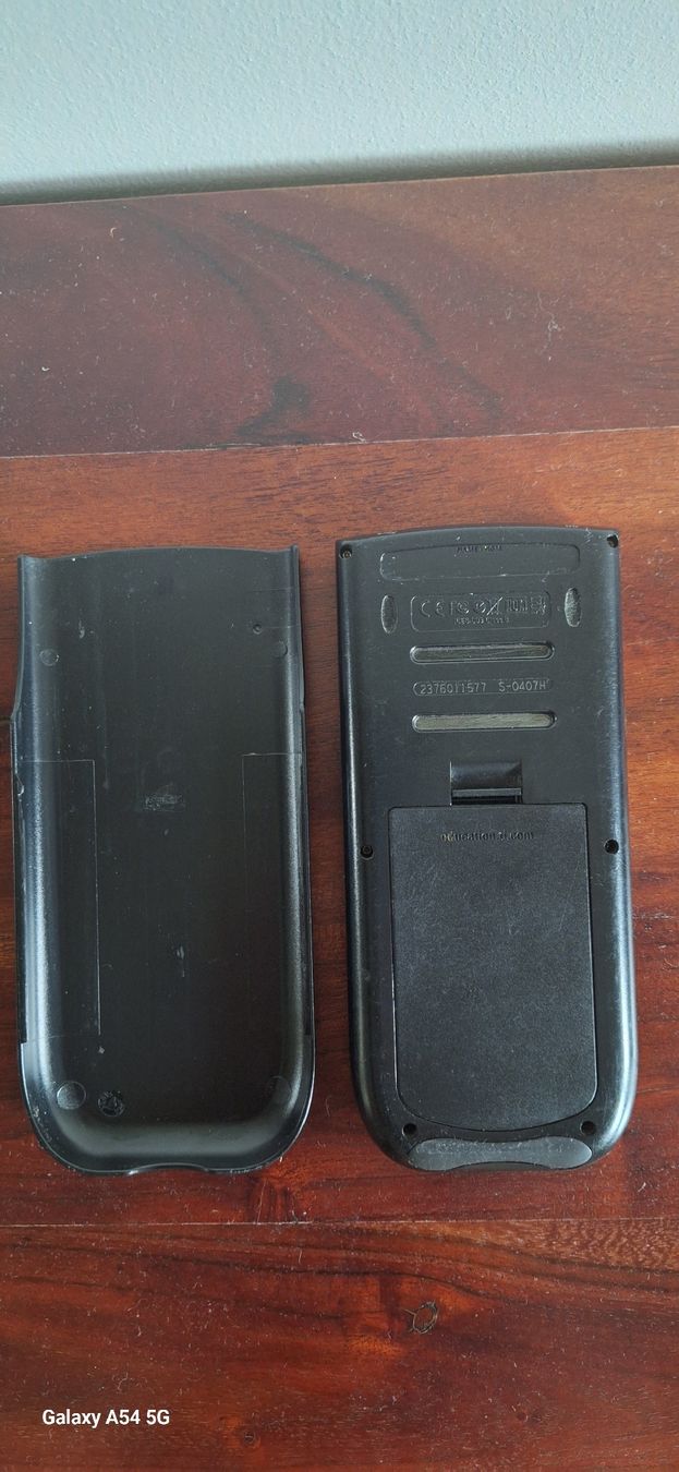Texas Instruments Calcolatrici tascabili: TI-89 Titanium Kalkulator – Usato da Winterthur venduto da Ajcps 1