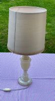 Elegante Vintage Tischlampe, Alabasterfuss, Lampenschirm