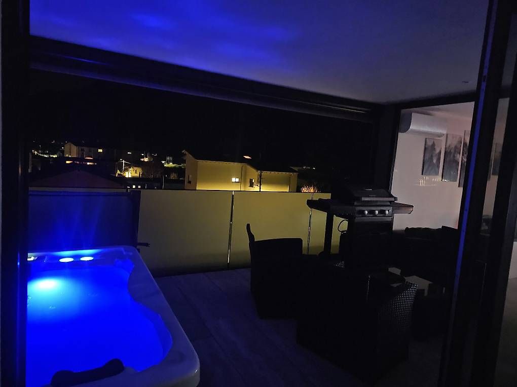 Whirlpool: Jacuzzi – Usato da Osogna venduto da u_m_6jv8 1