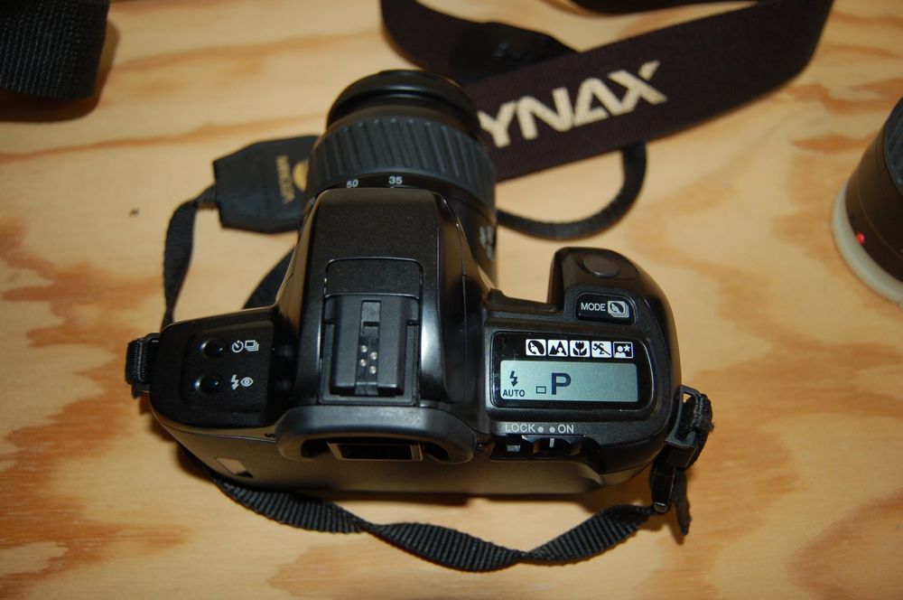 Minolta Fotocamera: MINOLTA Spiegelreflex- Analog Kamera DYNAX 303si von 2002 – Usato da Bauma venduto da Dampf63 2