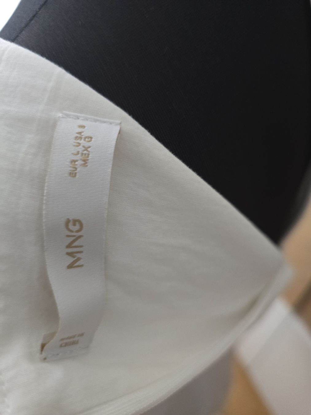 Mango Vestiti: MNG Kleid Wickeloptik – Usato da Zürich venduto da ale_bg2x 4