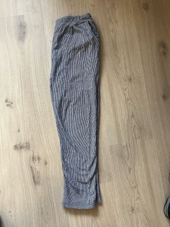 Bequeme elegante Hose von Hessnatur Gr. 146/152