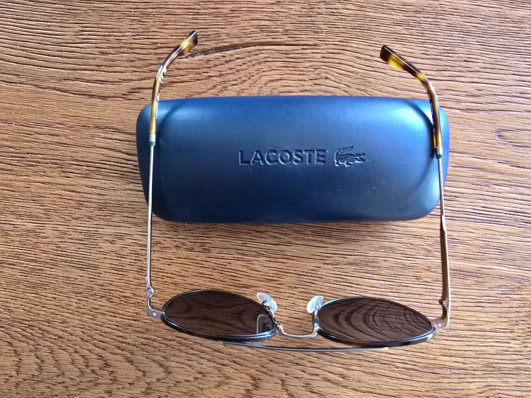 Lacoste Brillen & Gläser: Lacoste LA258 Sonnenbrille – Gebraucht aus Pfäffikon ZH von eggi_ricuser