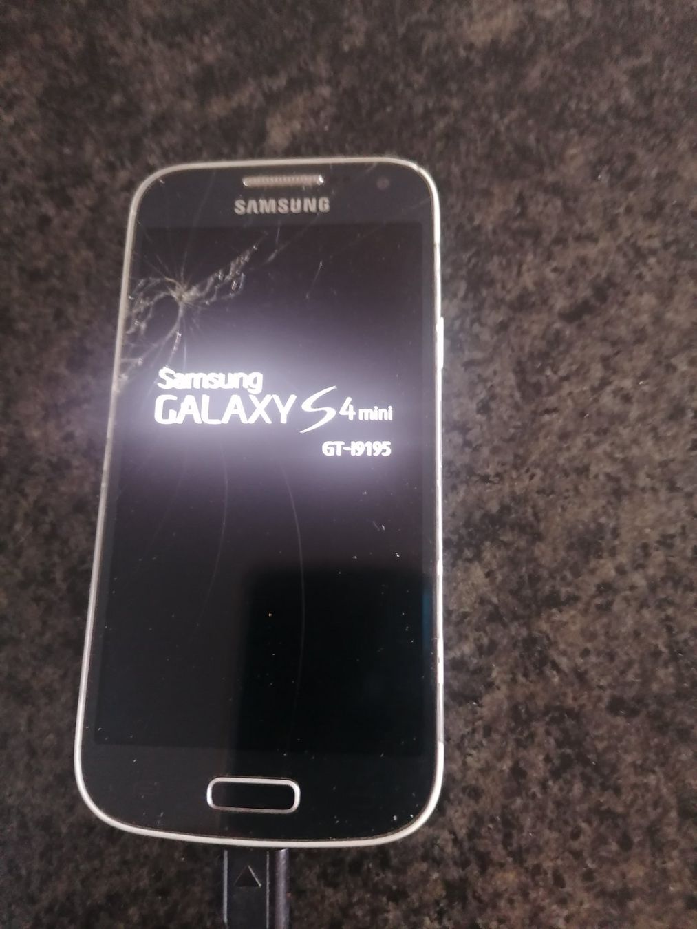 Samsung Portables: Samsung Natel – Défectueux à Geroldswil par Dirici 2