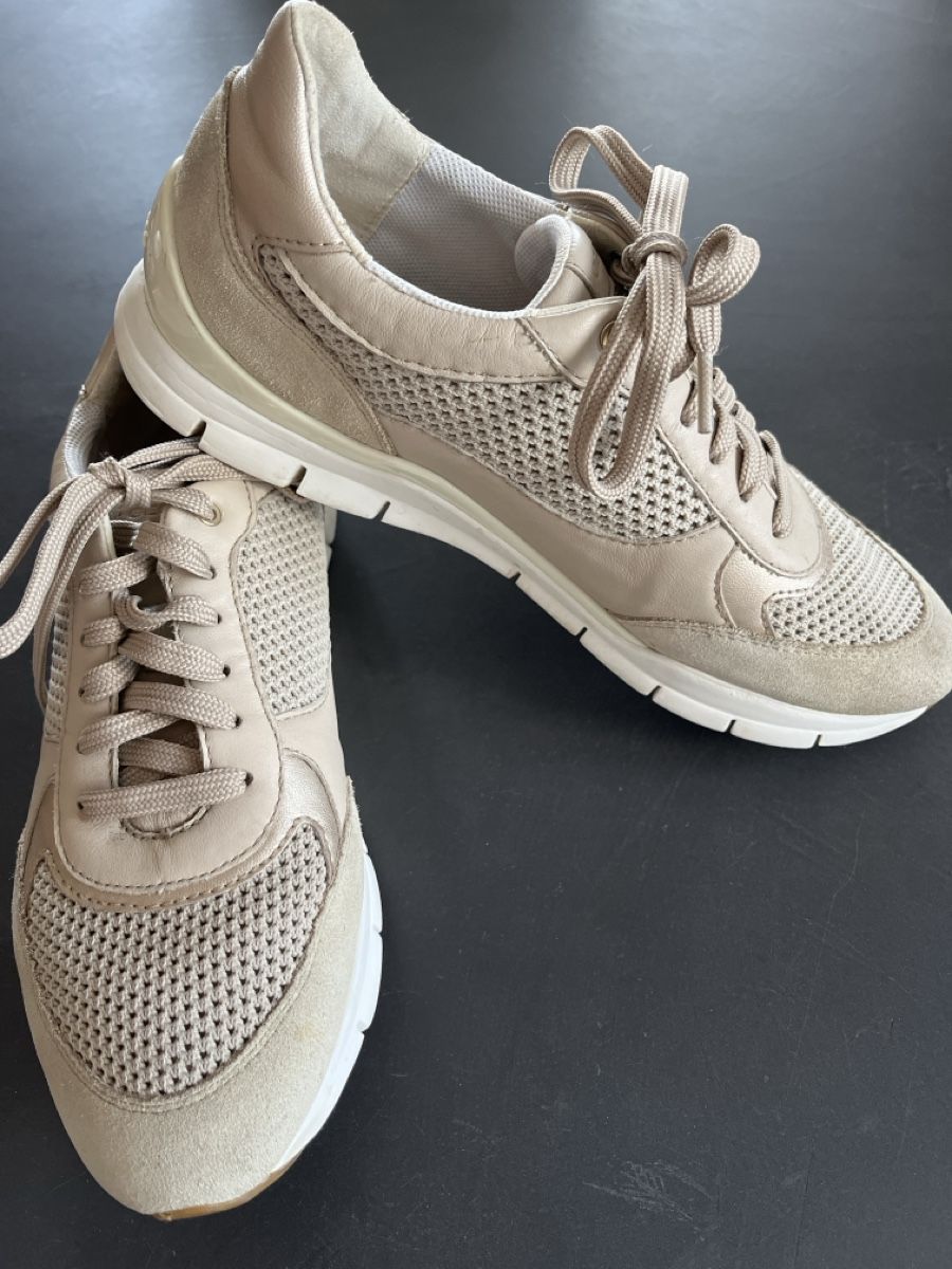 Geox Scarpe da donna: Geox Halbschuhe Gr. 41 – Usato da Bassersdorf venduto da Steyning88