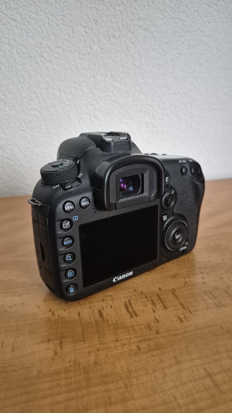 Canon Fotocamera: Canon 7D Mark ii – Usato da Langnau i. E. venduto da koebu01 3