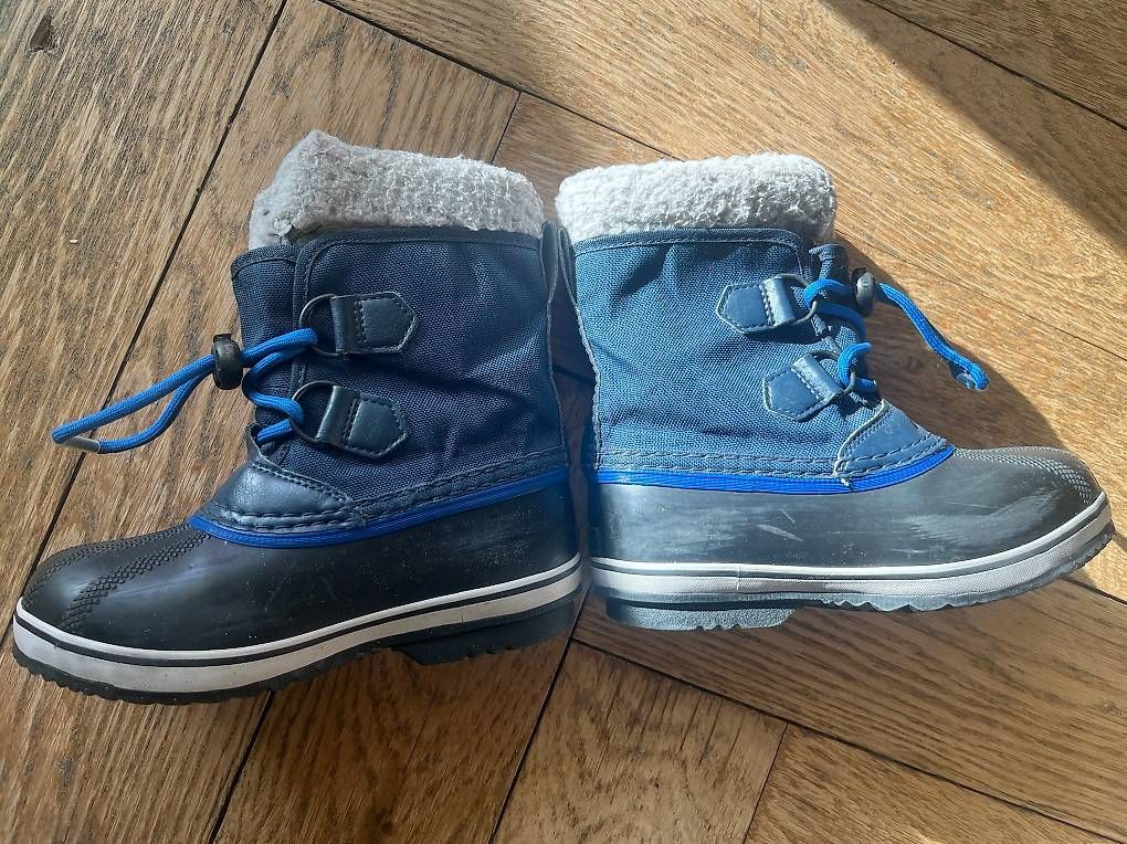 Scarpe per ragazzi: Sorel Winterstiefel Schneestiefel 30 – Usato da Basel venduto da mos_2xxs 1