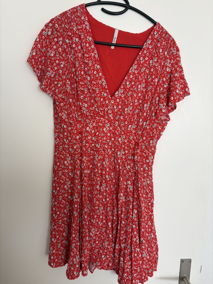 Lotti di vestiti: Sommerkleider-Paket M/L – Usato da Baar venduto da steffi_16 1