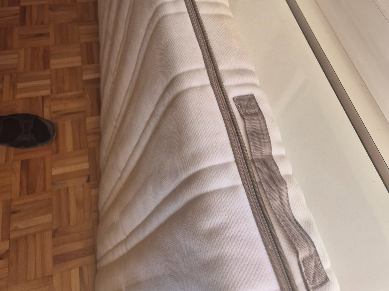 Letti: Bett / Matratze 200cm x 90cm – Usato da Einsiedeln venduto da Lunajune1 2