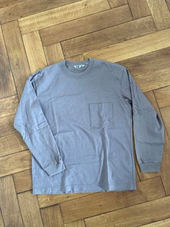 Brauner gemütlicher Pullover