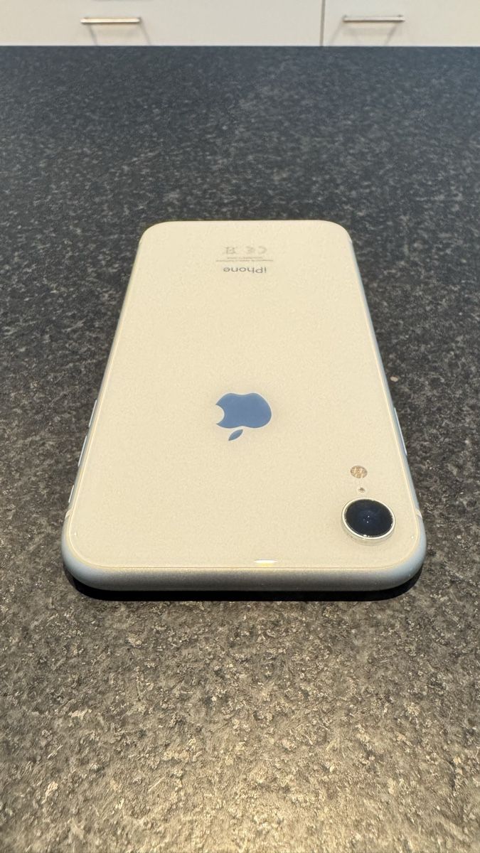 Apple Handys / Smartphones: IPhone XR weiss, 64GB, 82% Akku – Gebraucht aus Othmarsingen von Mafi96 5