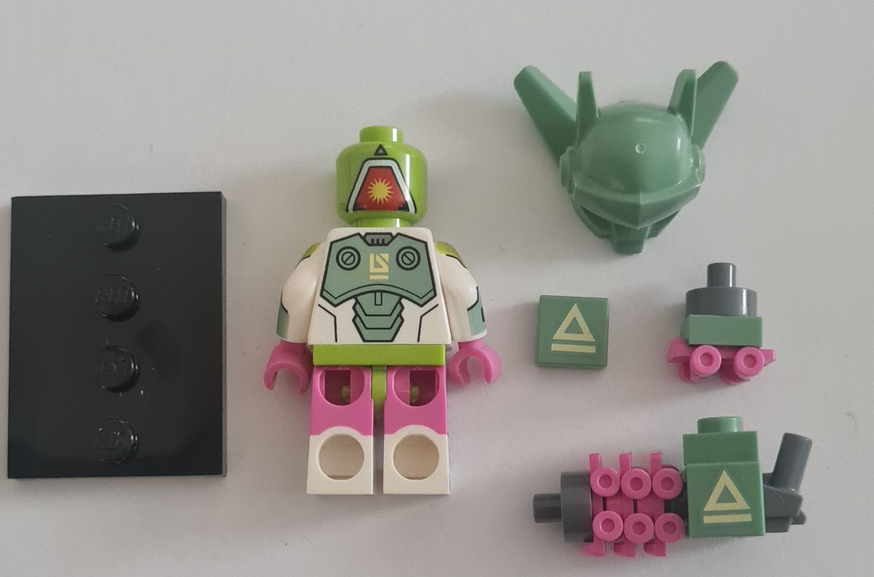 Lego Giocattoli: Lego Minifiguren Serie 24 – Usato da Oberägeri venduto da kay_2sjr 1