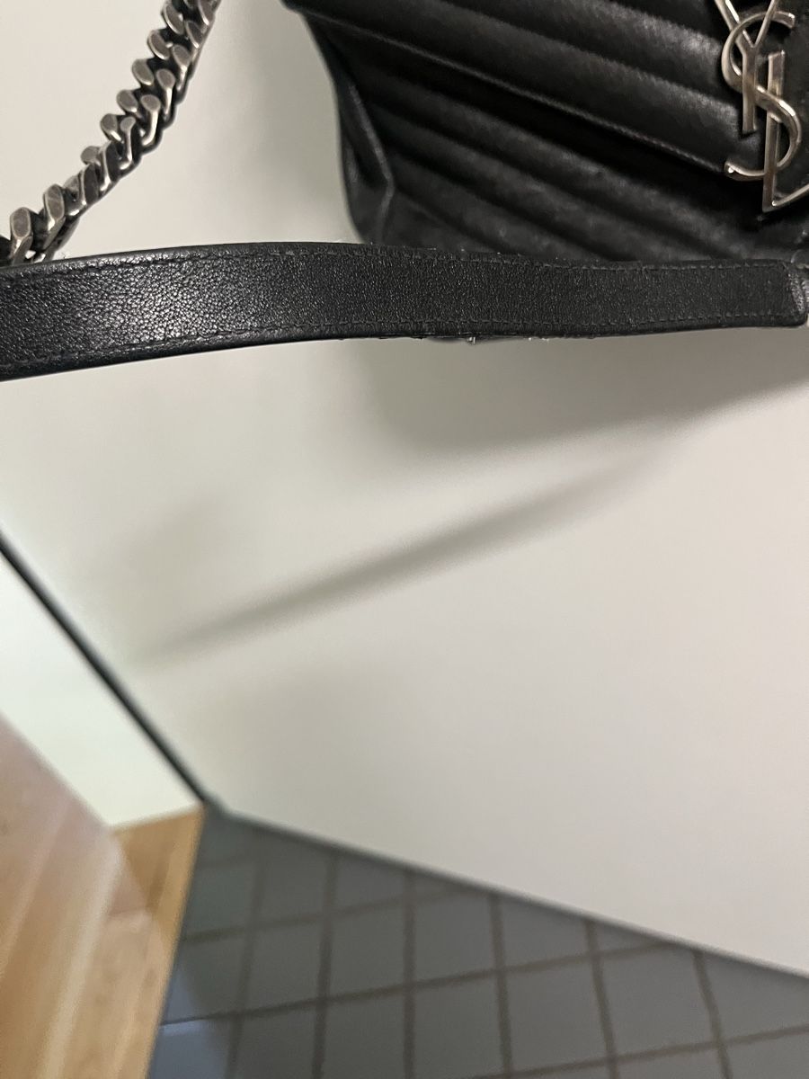 Saint Laurent Taschen für Damen: Yves Saint Laurent Tasche Large – Gebraucht aus Ebikon von loy_wjg6 9