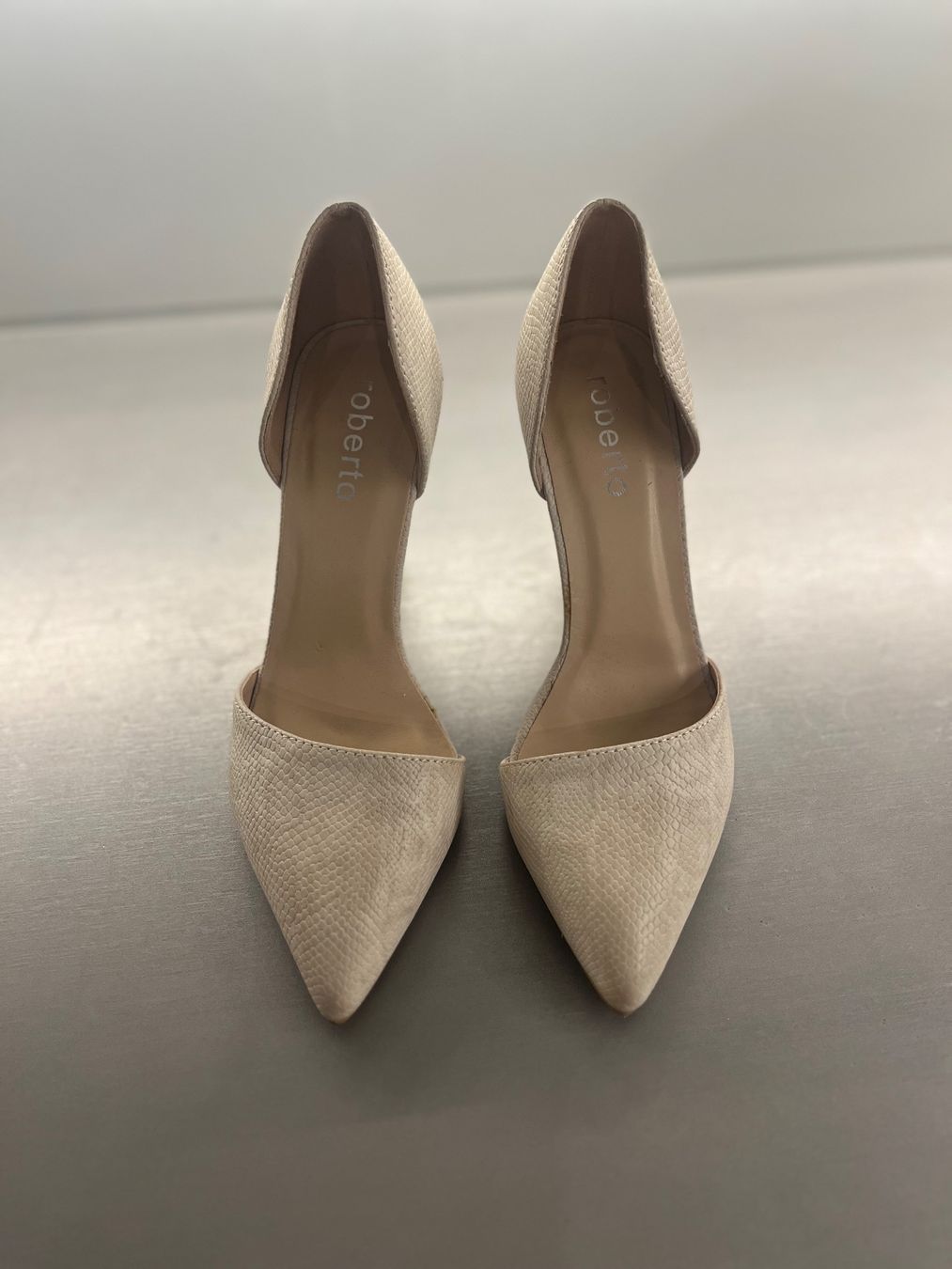 Scarpe da donna: Neue Pumps Gr.36 – Nuovo (secondo la descrizione) da St.Gallen venduto da Monrose