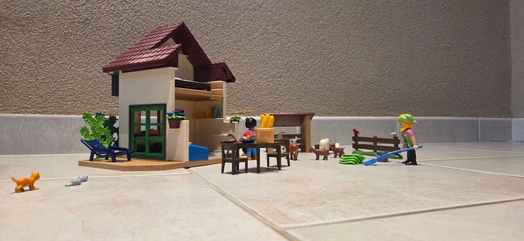 Playmobil Jouets: Playmobil Bauernhaus – D'occasion à Widen par Cariff 3