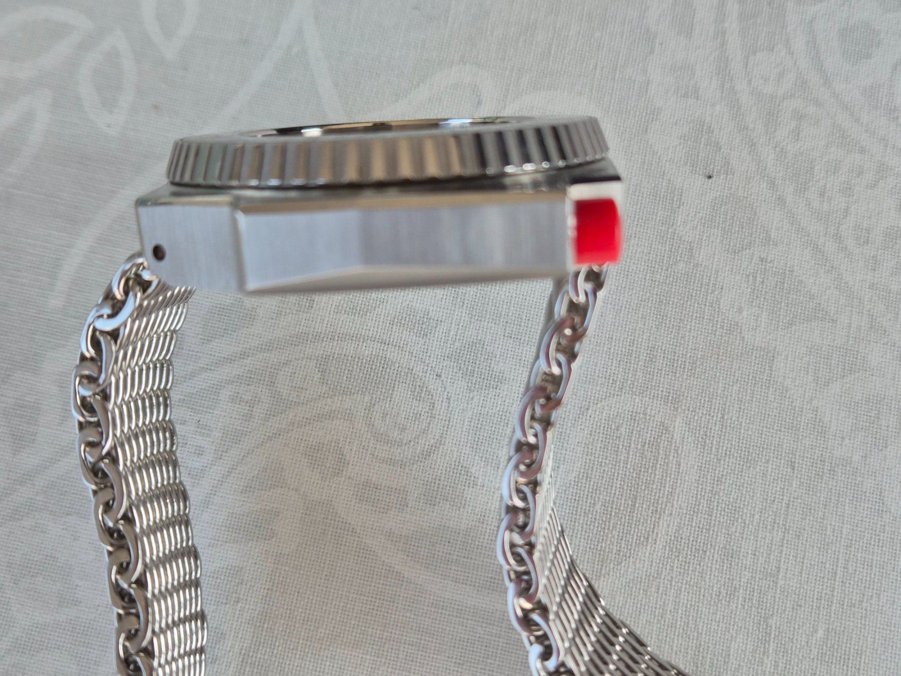 Omega Uhren: Omega Seamaster 600 "PloProf" – Gebraucht aus Chabrey von Horology 2