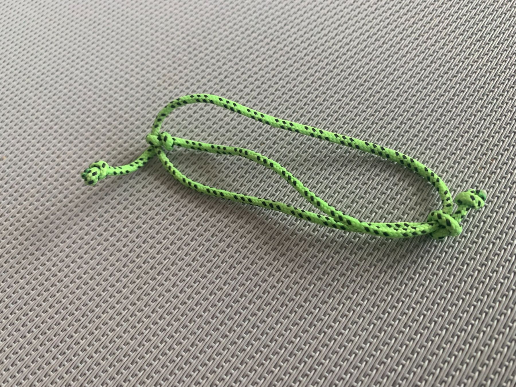 Bracciali & Braccialetti: Bracelets unisexe, un est en cuir – Usato da Puplinge venduto da GenevaEagle 1