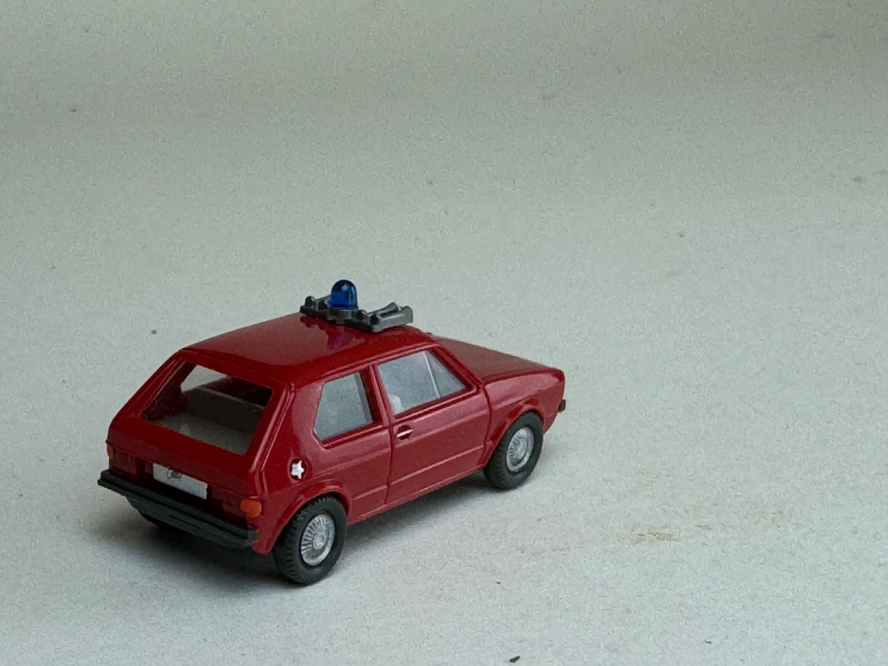 Wiking Modellini d'auto: Wiking VW Golf 1 Feuerwehr – Usato da Elm venduto da Wikmtz 1
