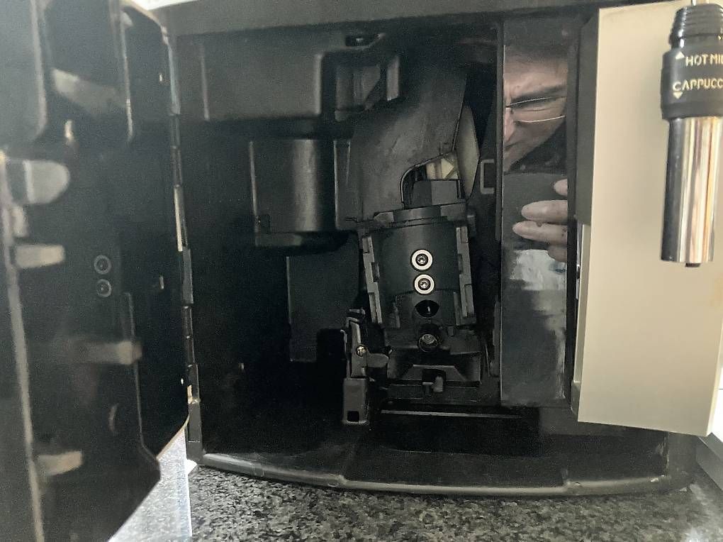 De'Longhi Macchine per caffè & Macchine per espresso: De Longhi Kaffeevollautomat – Usato da Thürnen venduto da Imberium 3