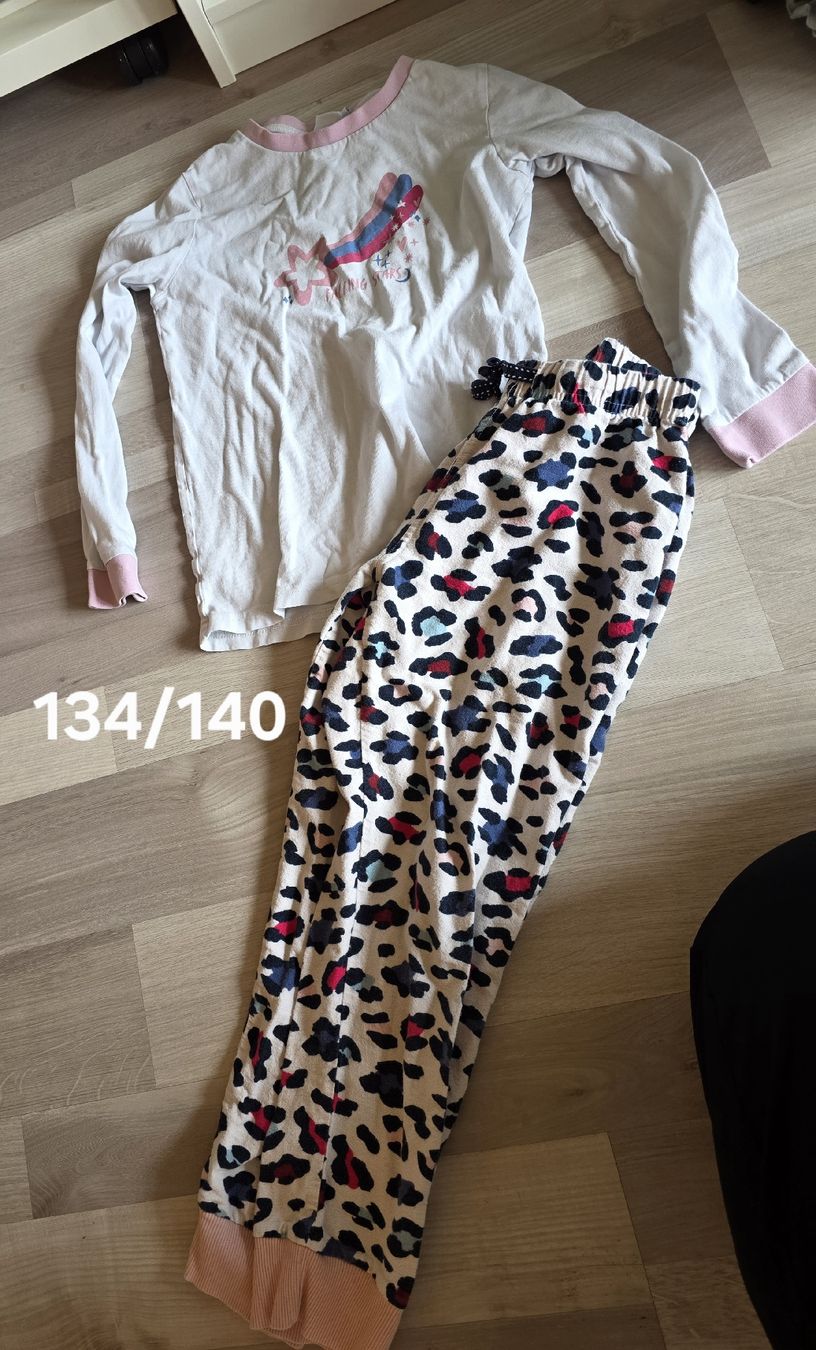 Pigiama & Simili: Pyjama 134/140 – Usato da St. Peterzell venduto da upcycling_