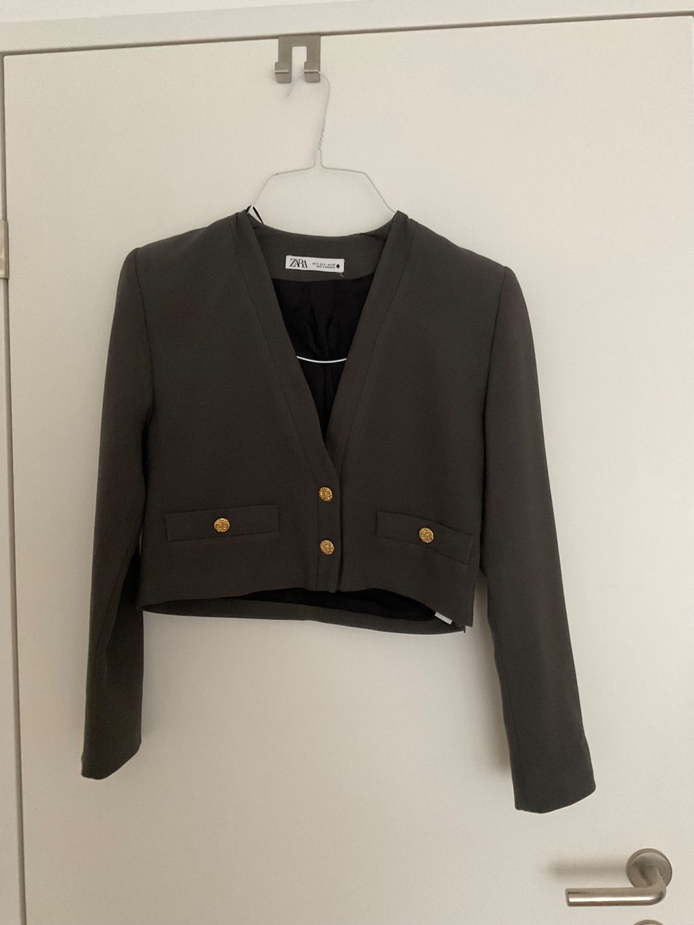 Zara Completi & Tailleur: ZARA Crop Blazer size S – Nuovo (secondo la descrizione) da Luzern venduto da Miausie