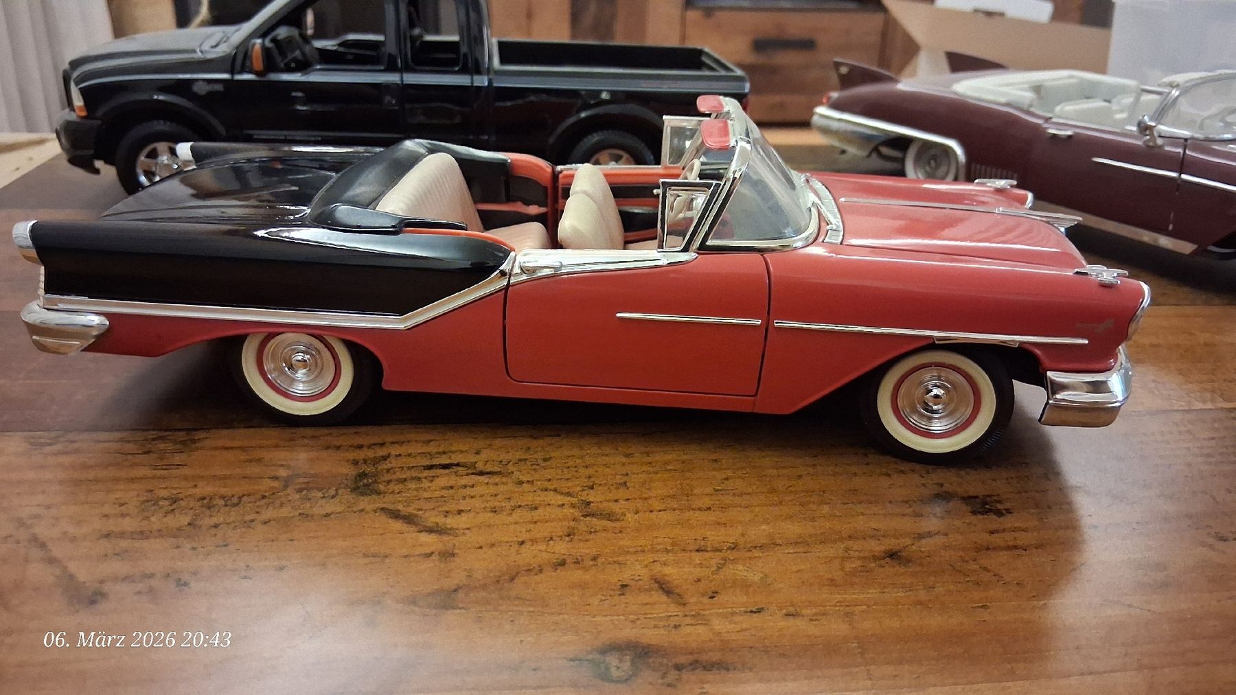 Modellini d'auto: 1:18 Oldsmobile Super 88 – Usato da Wolfenschiessen venduto da 2-stroke-garage 1
