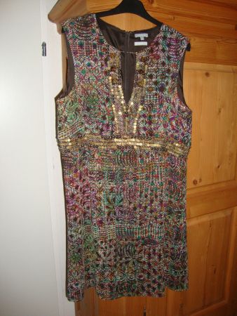 Schönes Kleid, Grösse 44