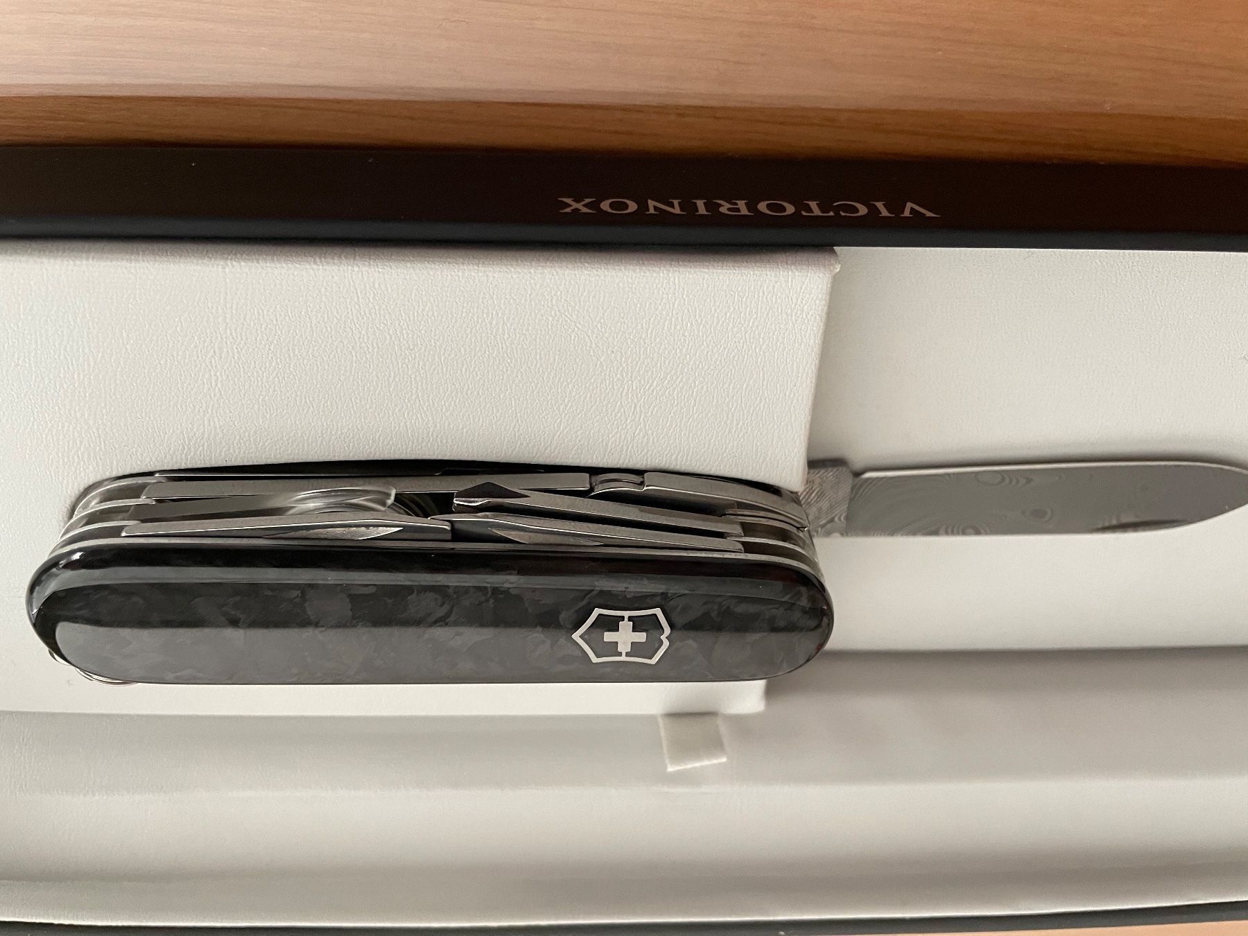Victorinox Coltellini militari: Victorinox Limited 2021 – Nuovo e nell'imballaggio originale da Dalin venduto da c-drik 2