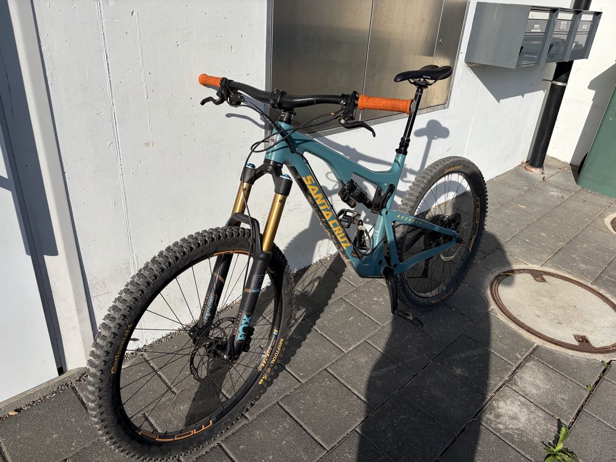 Santa Cruz Vélos: Santa Cruz Bronson CC – D'occasion à Bütschwil par Blumentopf45