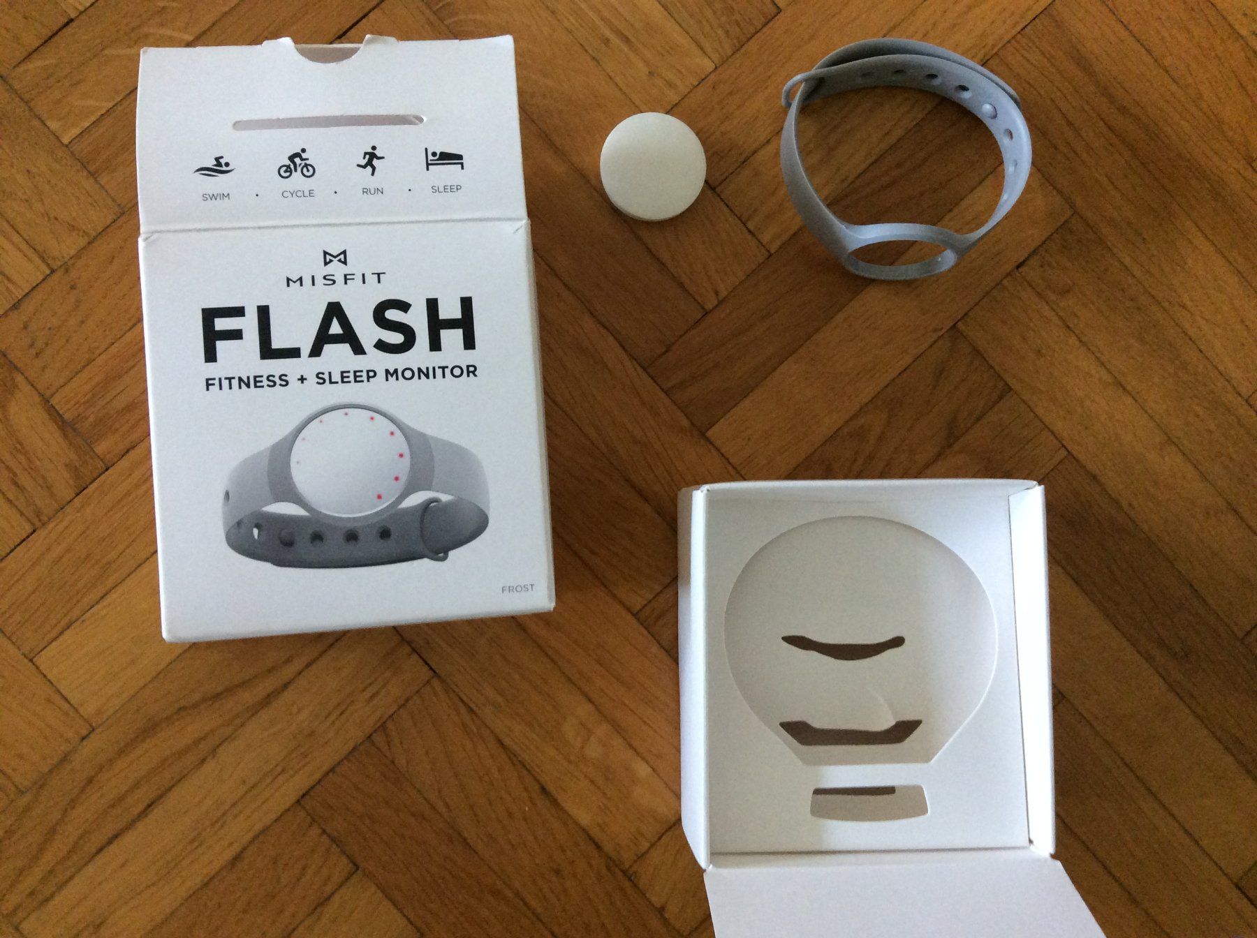 Fitbit Smartwatch: Misfit Flash - Tracker d'activité et de sommeil - Gris! – Usato da Le Mont-Pèlerin venduto da dundun1