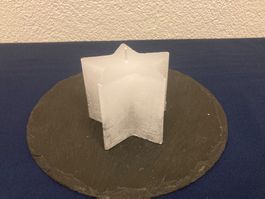 Sternen-Kerze, ca. 9x9x8cm, silber/weiss metallic, 260g