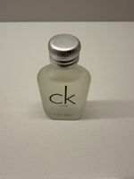 CK One Calvin Klein Eau de Toilette 10ml neu miniatur klein