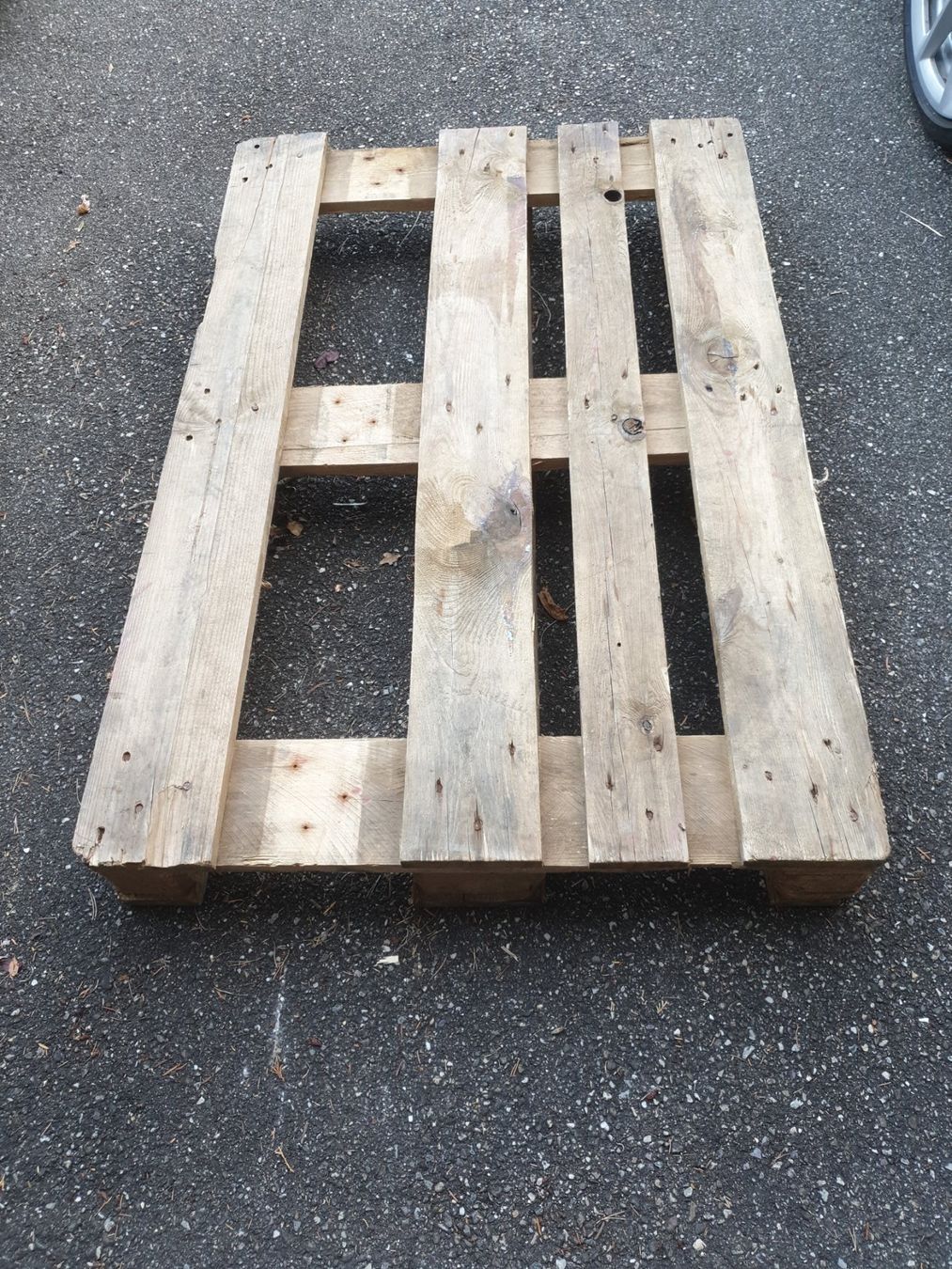 Pallets: Europalette – Usato da Oensingen venduto da CH-Techniker