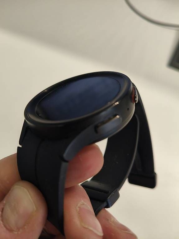 Smartwatch: Samsung Galaxy Watch5 Pro BT – Usato da Nendeln venduto da godot_10 1